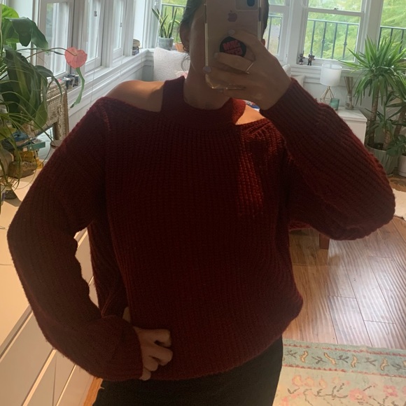 LF Off the Shoulder Maroon Sweater size S - Picture 8 of 8